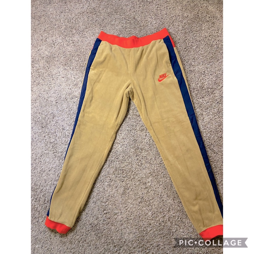 🦋 OLD SCHOOL NIKE JOGGERS 🦋